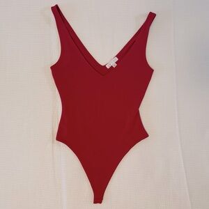 Leith v neck red bodysuit sz. XXS